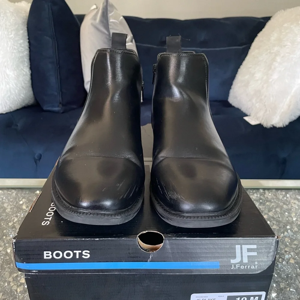 jf j.ferrar Black Leather Chukka Boots